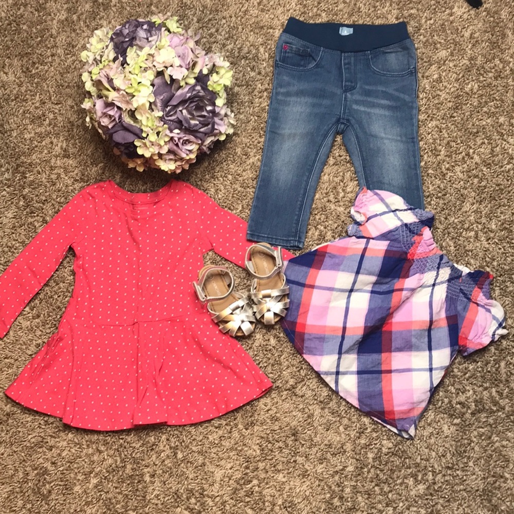 BabyGap bundle: Dress, jeans, blouse, AND sandals!
